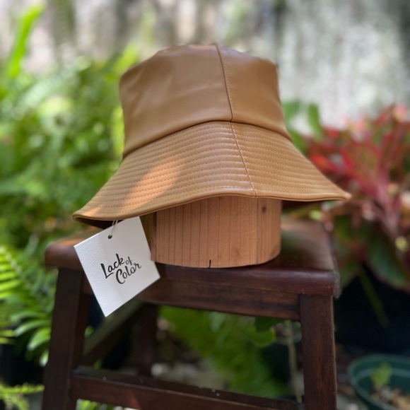 NWT Lack of Color Wave Bucket Hat - Tan Vegan Leather - Picture 5 of 7